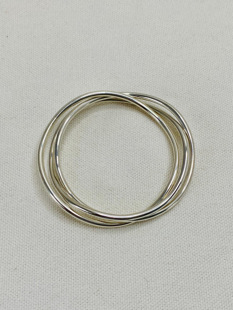 Wave smooth triple bangle