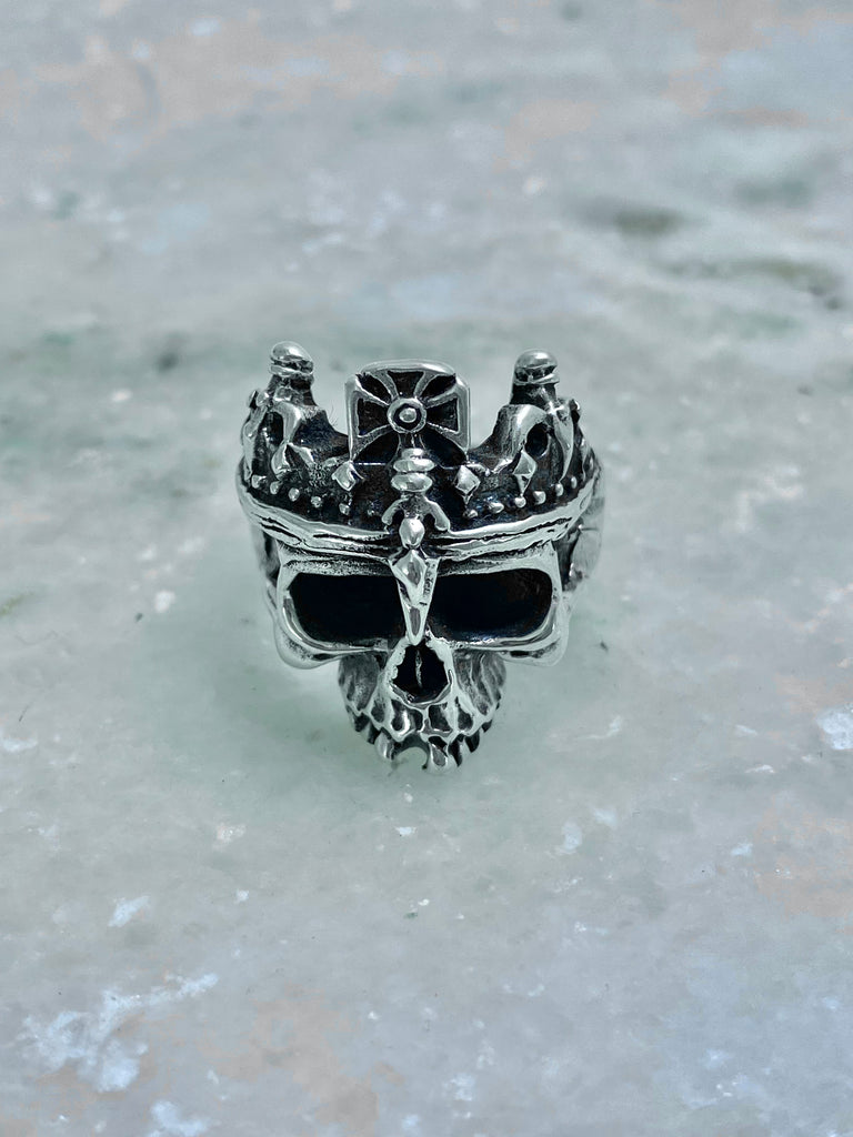 Royalty skull Ring